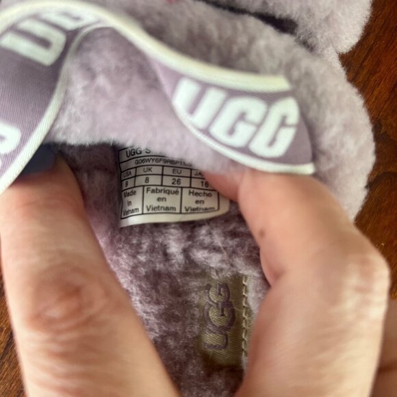 Ugg Girls Purple Oh Yeah Fuzzy Slides- Size 9 - Picture 2 of 9